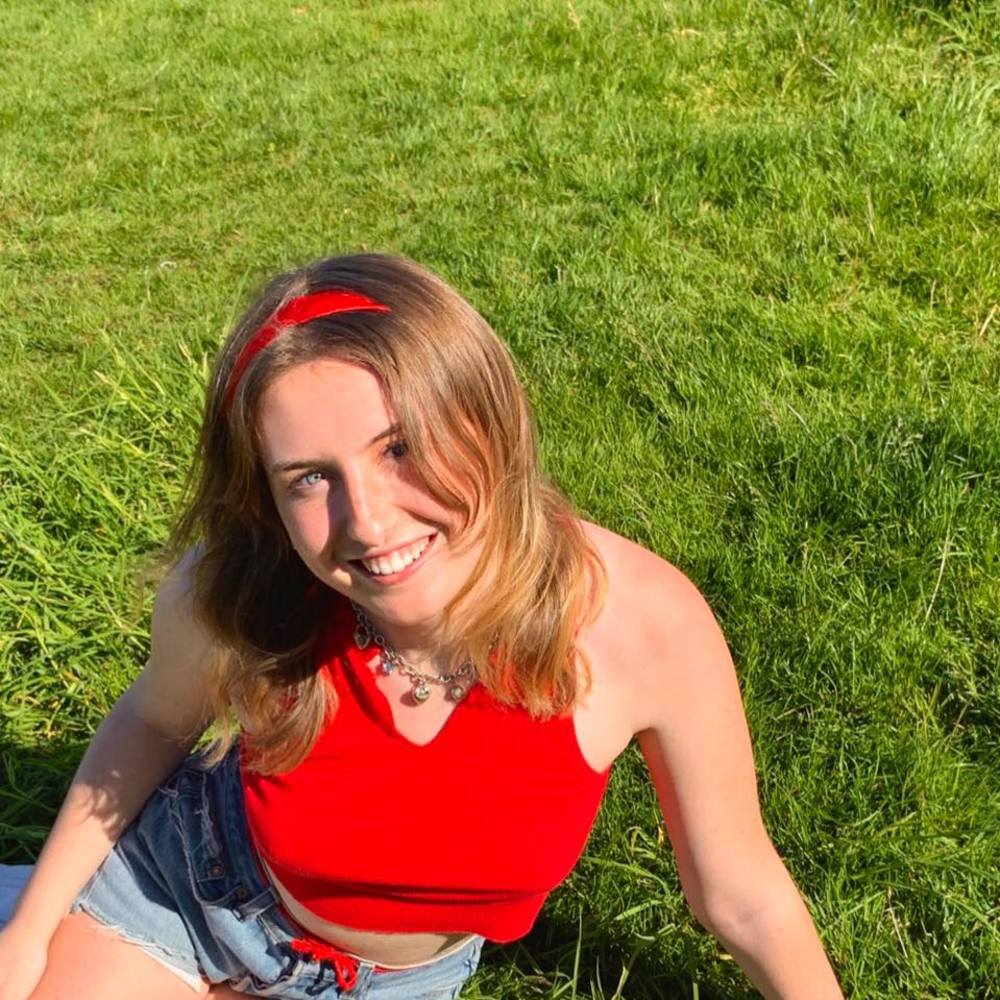 Meet your Posher, Chloe
